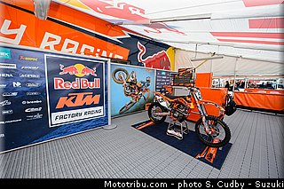 dungey_16_supercross_us_2013_anaheim_2.jpg