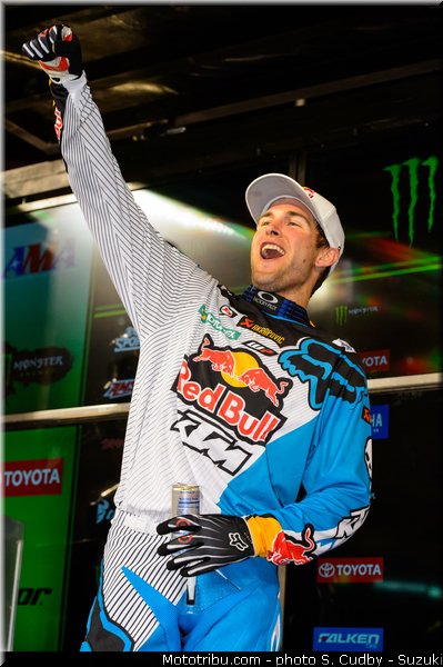 dungey_024_supercross_us_2013_anaheim_3