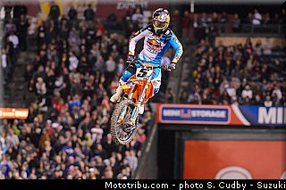 dungey_003_supercross_us_2013_anaheim_3.jpg