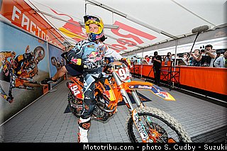 roczen_023_supercross_us_2013_anaheim_3.jpg