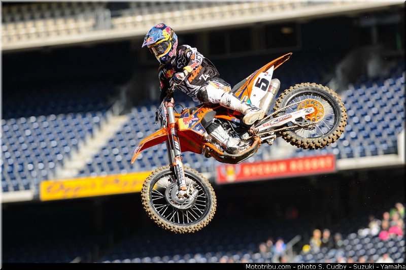 dungey_005_supercross_us_2013_san_diego