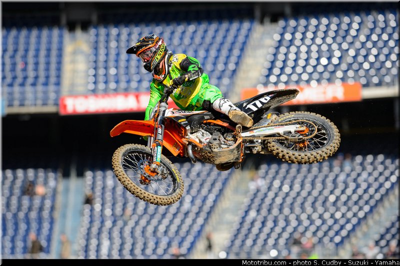 savatgy_001_supercross_us_2013_san_diego