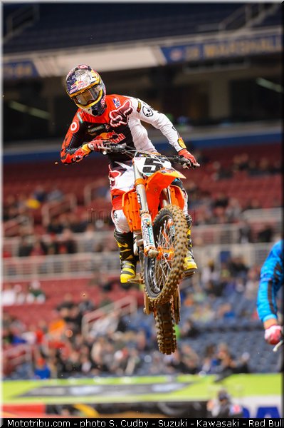 dungey_09_supercross_us_2013_saint_louis
