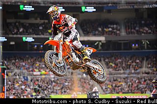 dungey_02_supercross_us_2013_saint_louis.jpg
