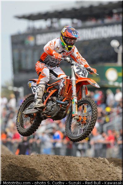 short_007_supercross_us_2013_daytona