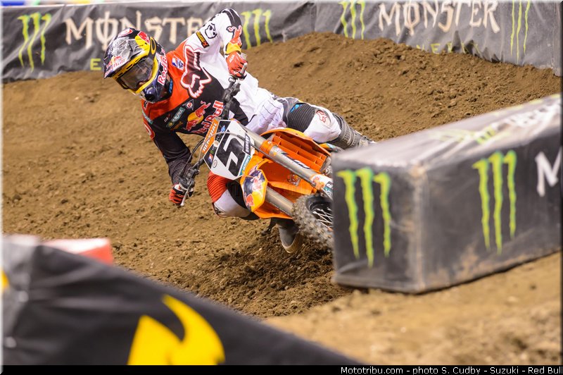 dungey_006_supercross_us_2013_indianapolis