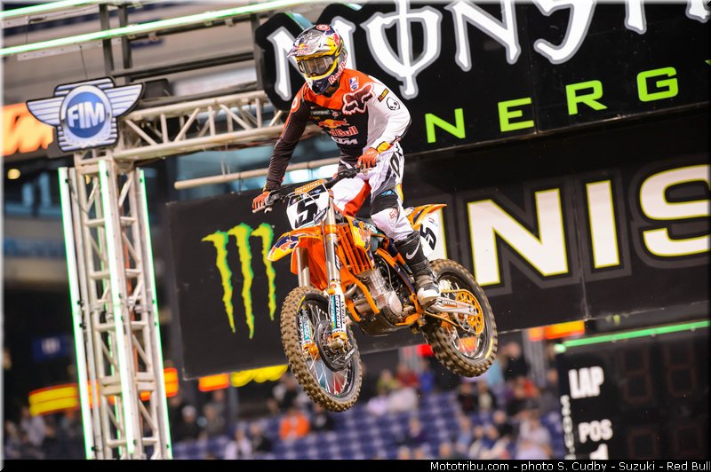 dungey_016_supercross_us_2013_indianapolis