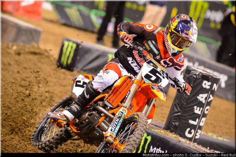 dungey_017_supercross_us_2013_indianapolis