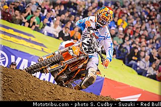 short_001_supercross_us_2013_indianapolis.jpg