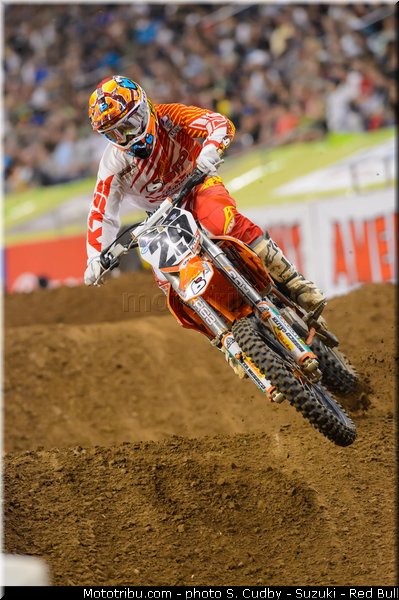 short_003_supercross_us_2013_houston