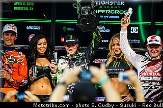 villopoto_002_supercross_us_2013_houston.jpg