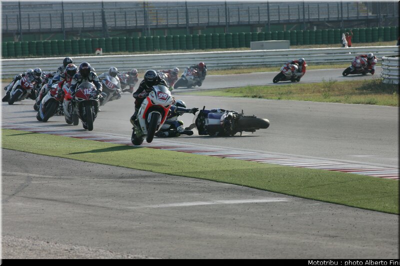 1000_stk_4_misano_civ_2009
