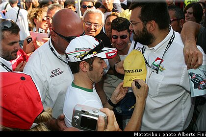 biaggi_3_misano_civ_2009.JPG