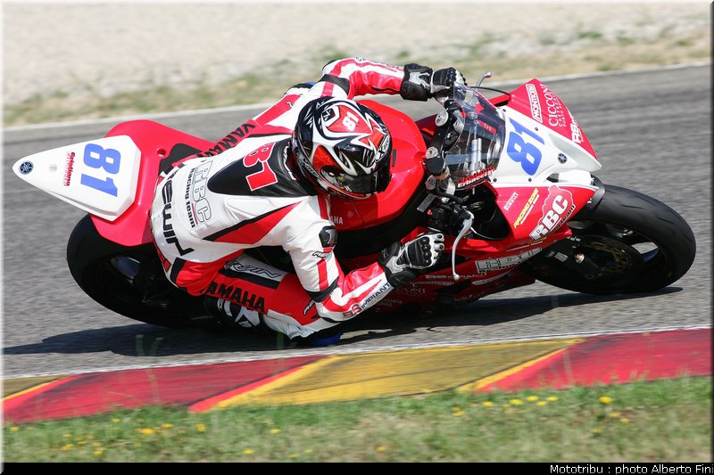 Alessio_Velini_ritirato_quando era primo_gara600Supersport