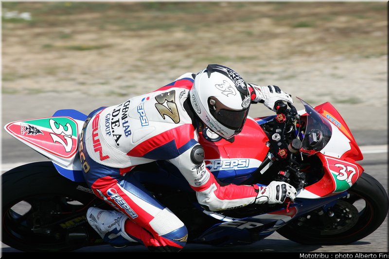 Andrea_Boscoscuro_vincitore_Stock600
