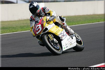 Stefano_Cruciani-vincitore_gara_stock1000.JPG