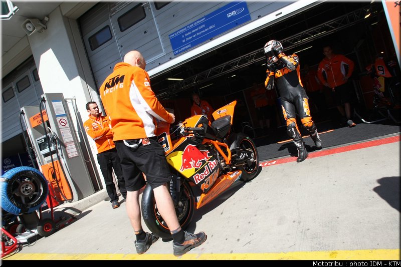 idm_003nurburgring_sbk_nebel_04
