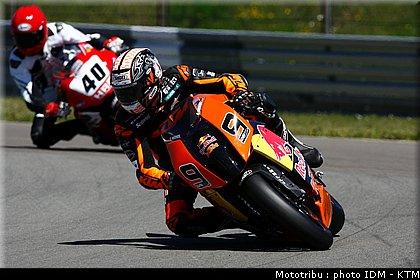 idm_003nurburgring_sbk_nebel_11.JPG