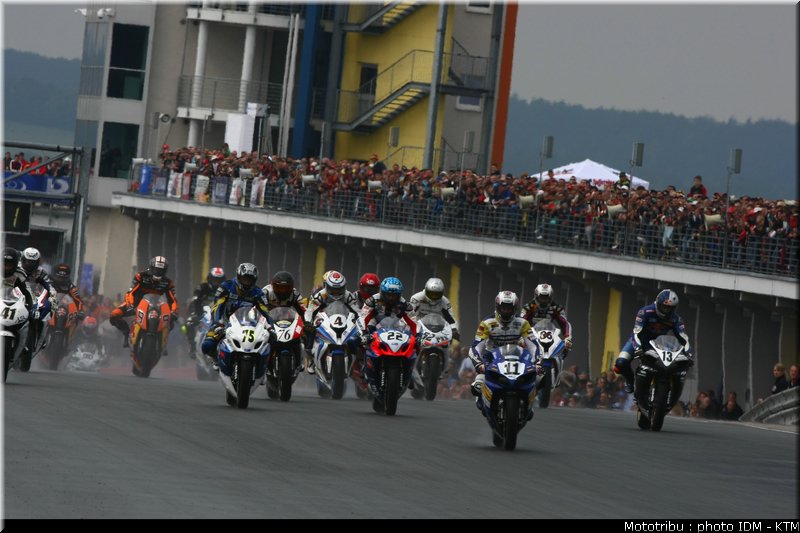 idm_004sachsenring_sbk_18