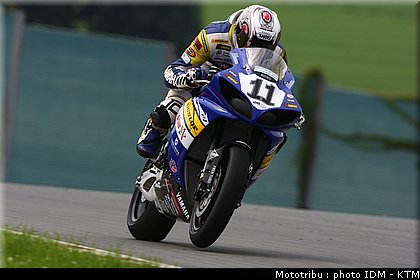 idm_004sachsenring_sbk_teuchert.JPG