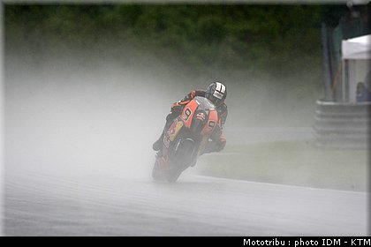 idm_005salzburgring_sbk_nebel_06.jpg