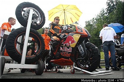 idm_005salzburgring_sbk_nebel_07.jpg