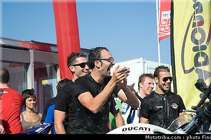 civ_pitbabe_01_misano_juillet_2010.jpg