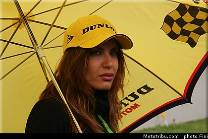 civ_pitbabe_mugello_2010_08.JPG