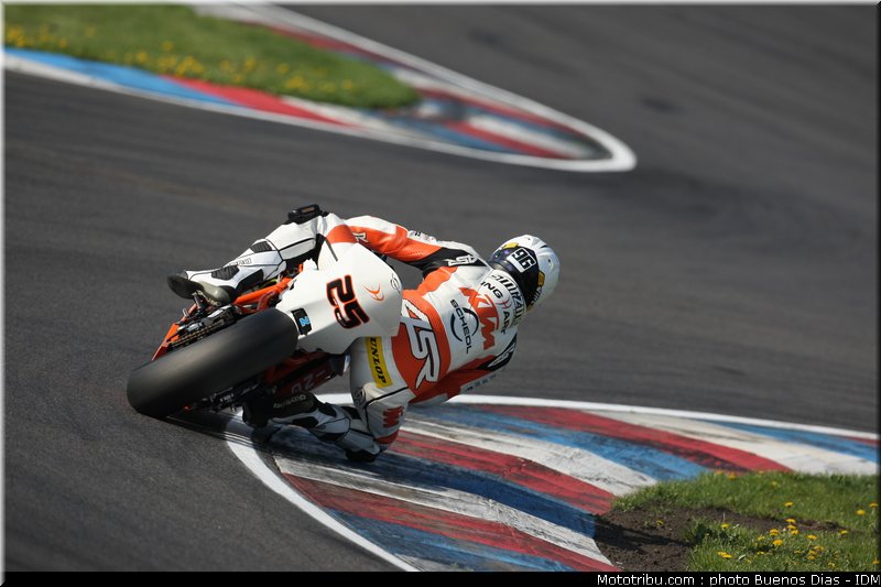 superbike_smrz_04_idm_2011_lausitz