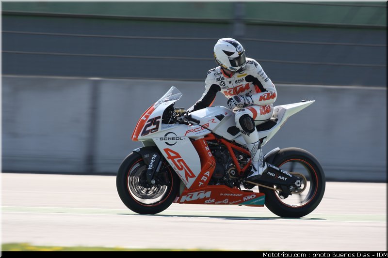 superbike_smrz_11_idm_2011_lausitz