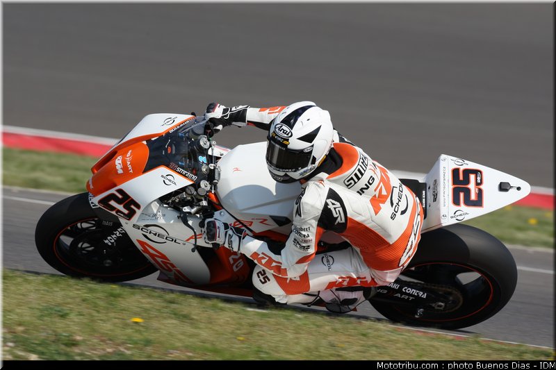 superbike_smrz_15_idm_2011_lausitz