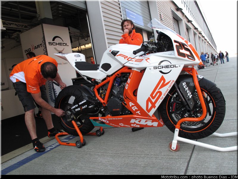superbike_smrz_18_idm_2011_lausitz