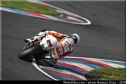 superbike_smrz_04_idm_2011_lausitz.jpg