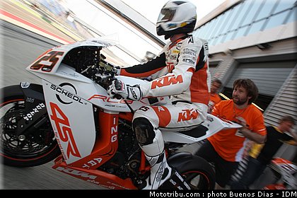 superbike_smrz_07_idm_2011_lausitz.jpg