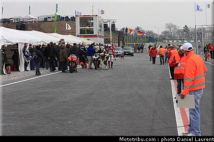 endurance_supersport_superbike_232_grand_trophy_2010.jpg