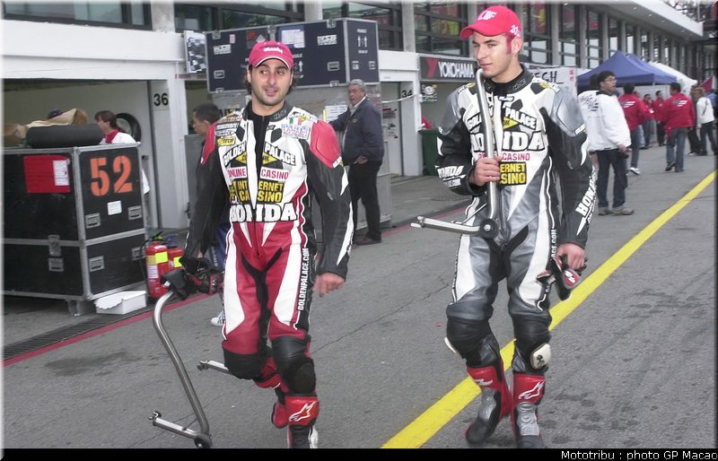 0098_paddock_macao2002_003