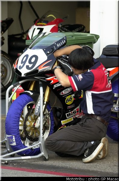 0100_paddock_macao2002_005