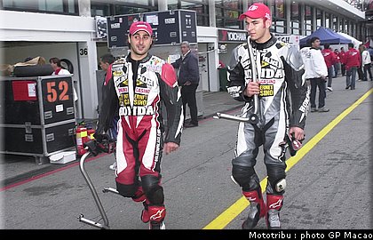 0098_paddock_macao2002_003.jpg