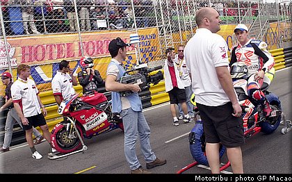 0109_paddock_macao2002_014.jpg