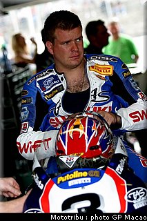 0116_paddock_macao2002_021.jpg