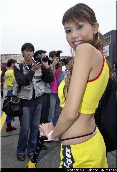 059_pitbabes_macao2003_12