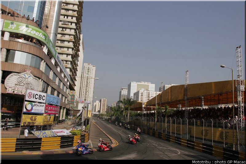 0052_macao2004_052