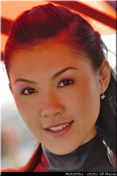 0102_pitbabes_macao2004_017