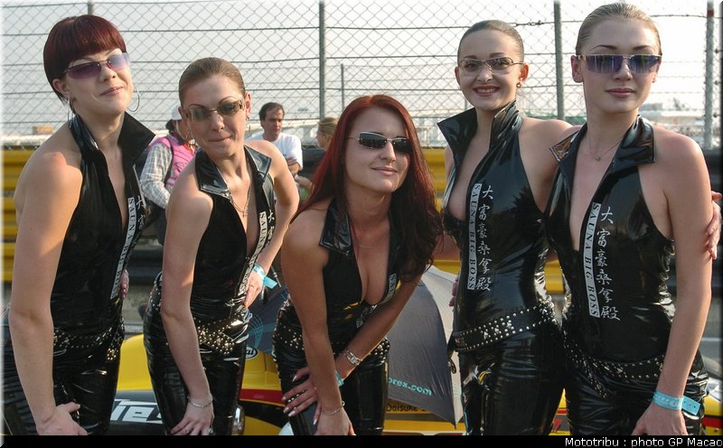 0107_pitbabes_macao2004_023