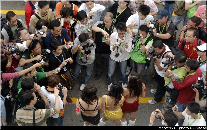 087_macao_pitbabes2006_10