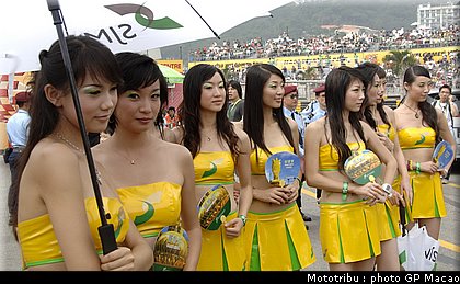 083_macao_pitbabes2006_06.jpg
