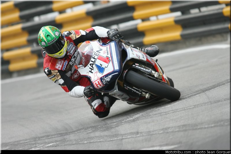 team_of_paris_cummins_macao2008_013