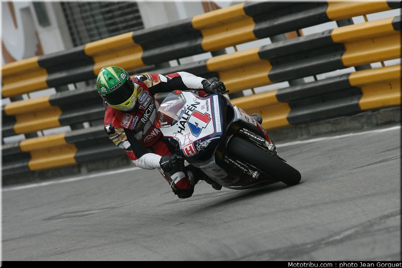 team_of_paris_cummins_macao2008_017