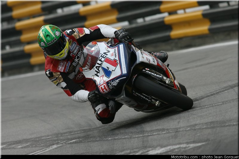team_of_paris_cummins_macao2008_018