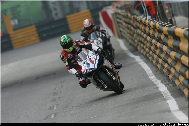 team_of_paris_cummins_macao2008_021